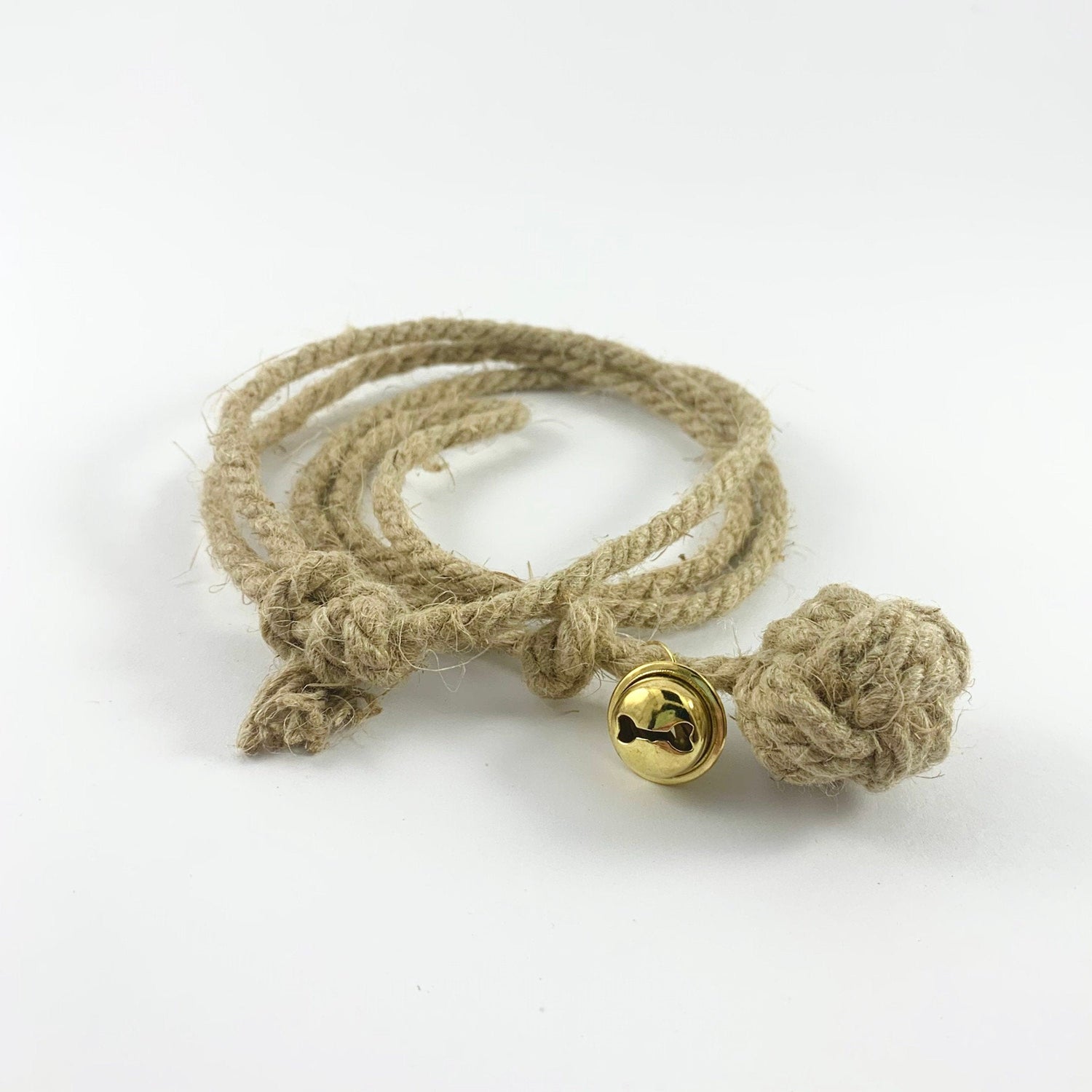 hemp rope monkey fist cat toy with jingle bell