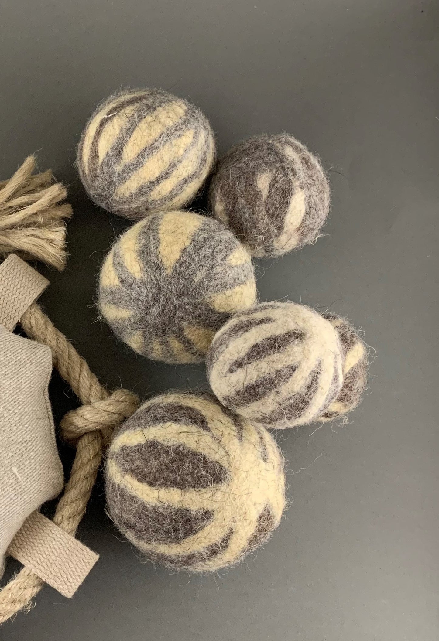 natural wool balls for dogs