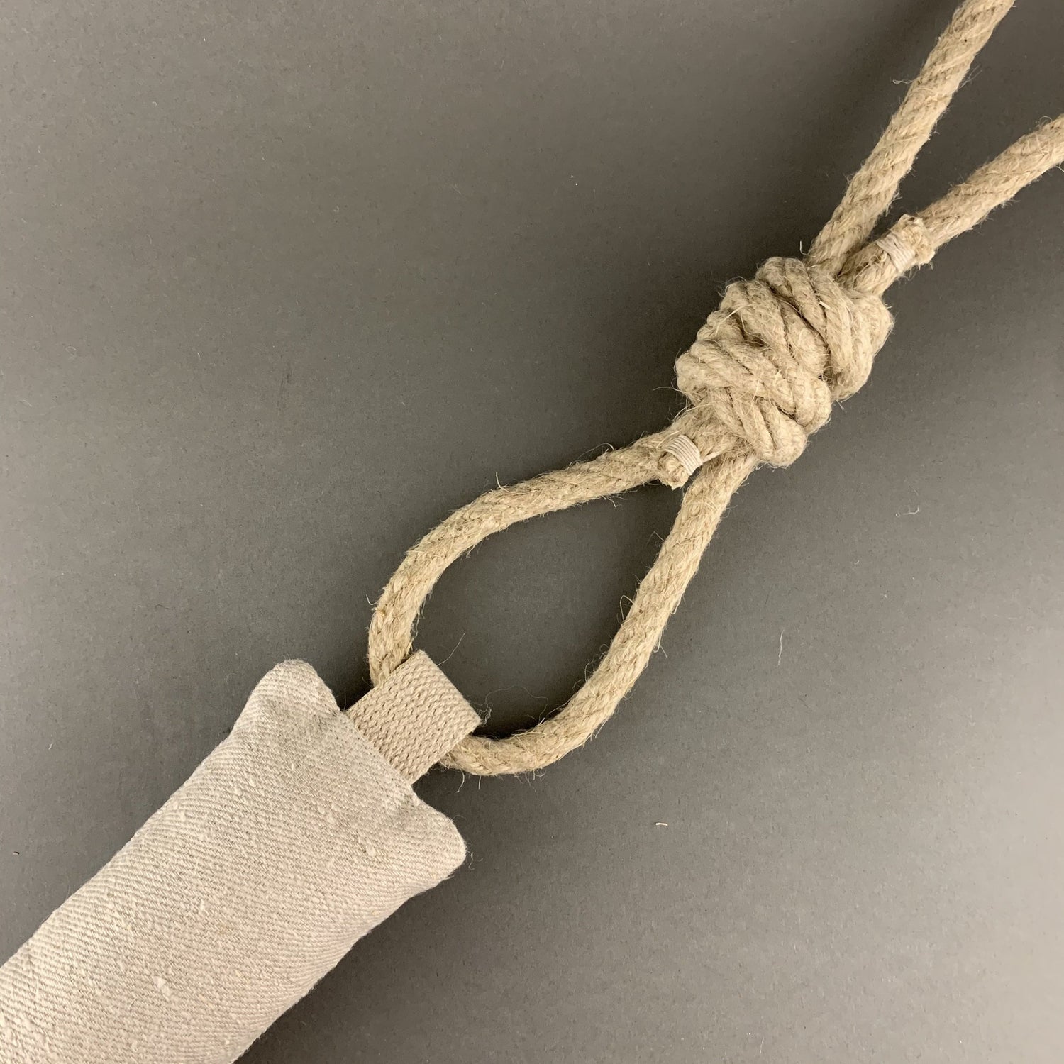 hemp is an excellent alternative for dog toys